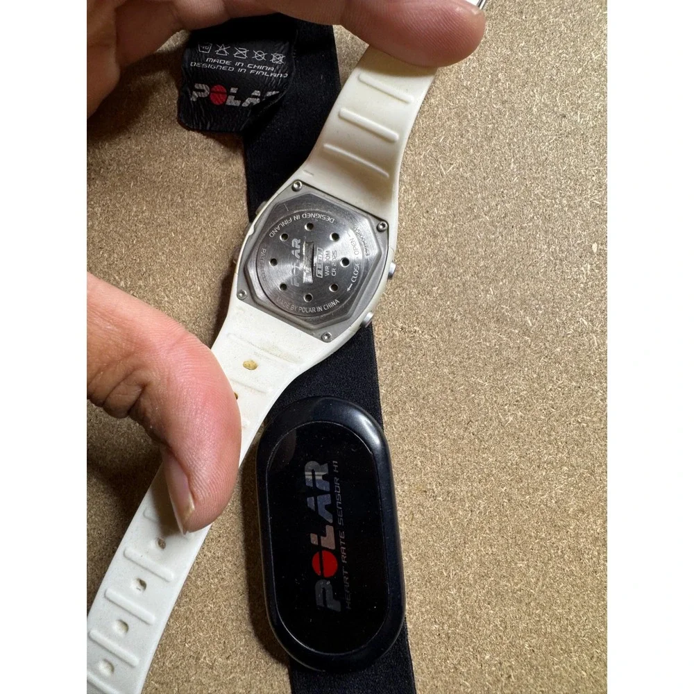 Polar FT40 Fitness Watch White with H1 Heart Rate Sensor Strap and Box FT40F WHI